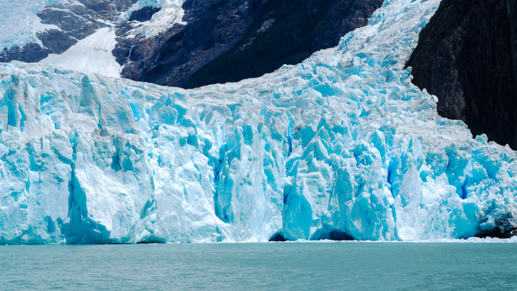 亚洲冰川每年损失超过22万公斤冰